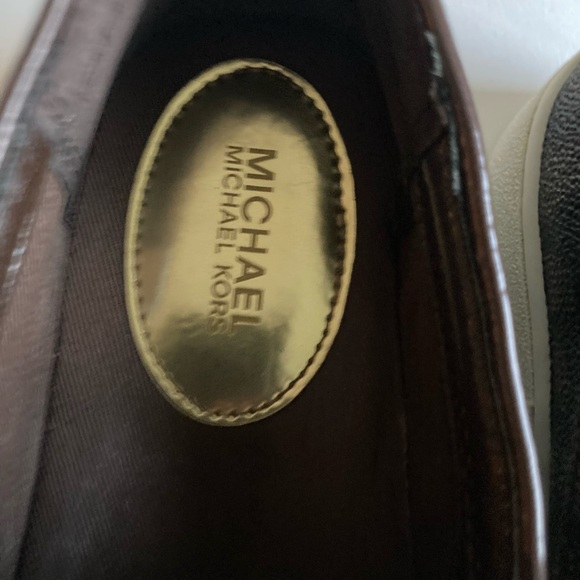 Michael Kors Brown Signature Logo Crossgrain Leather White Rubber Loafers size 5 - Picture 9 of 14